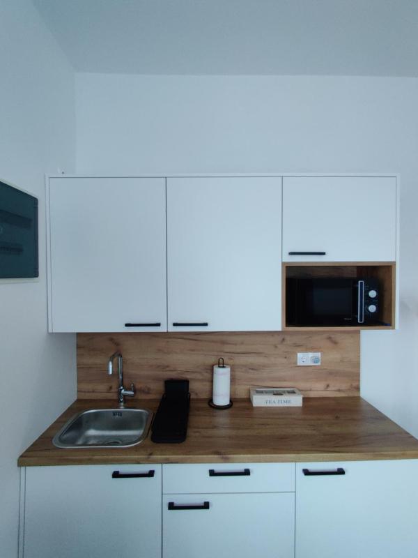 Studio apartman Azra - image 13
