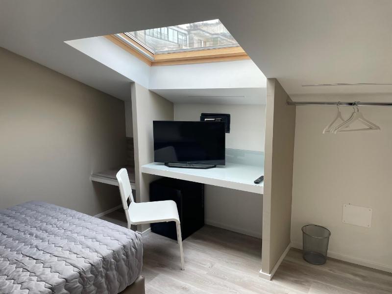 Superior Double Room image 2