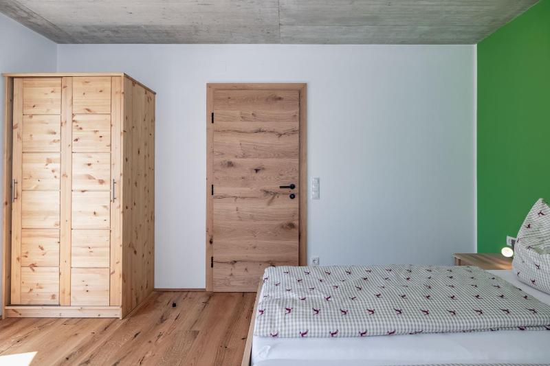 Apartment with Lake View image 4