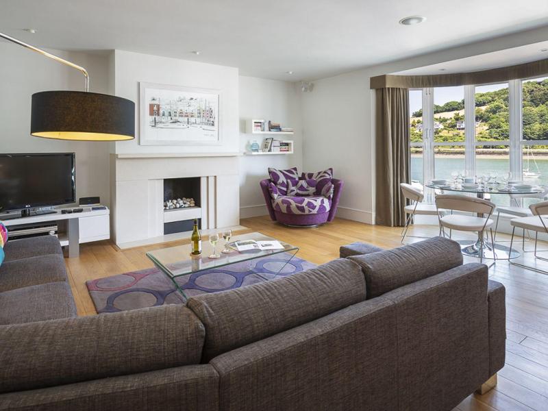 21 Dart Marina - image 19