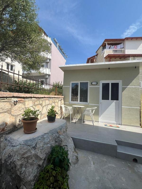 Spahiu Guesthouse - image 13