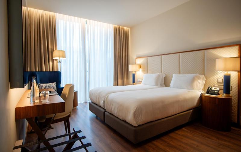 Boeira Garden Hotel Porto Gaia Curio Collection by Hilton - image 25