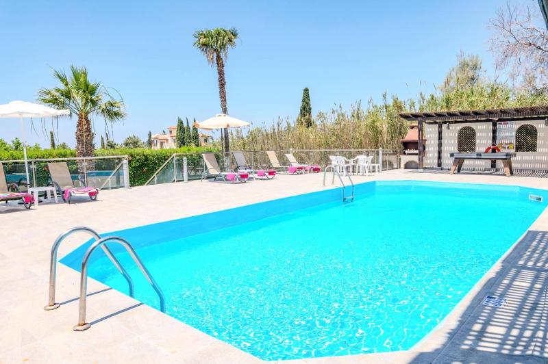 Villa Danae Coral Bay by Villa Plus - image 11