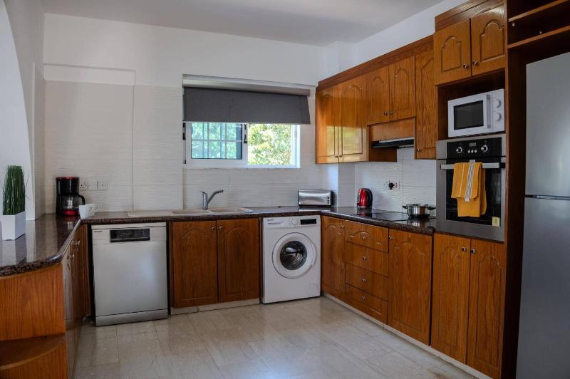 Villa Danae Coral Bay by Villa Plus - image 12