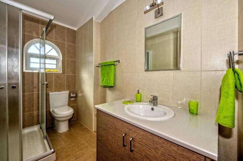 Villa Danae Coral Bay by Villa Plus - image 3