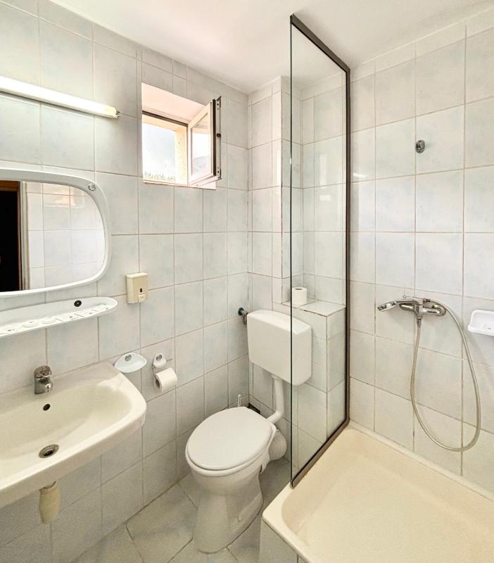 Standard Double or Twin Room image 3