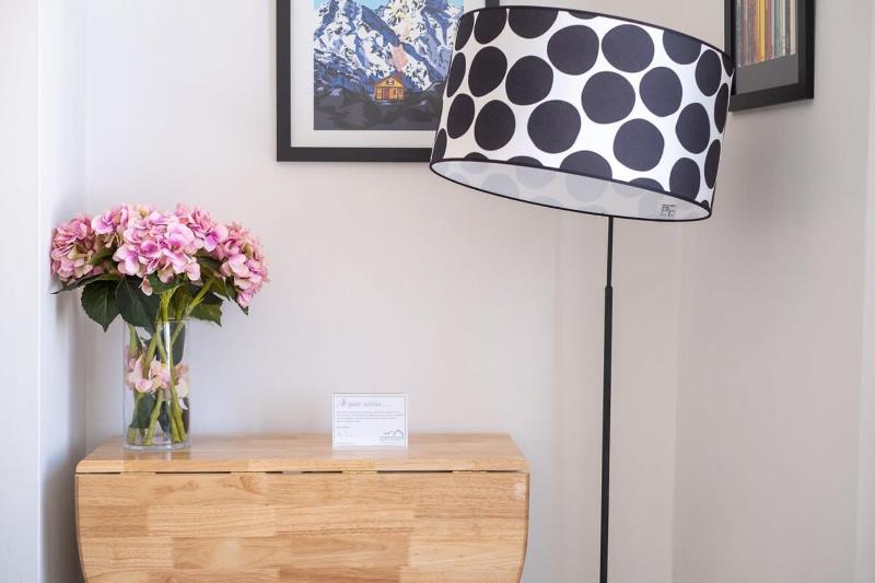 Host & Stay - Guildford Apartment - image 3