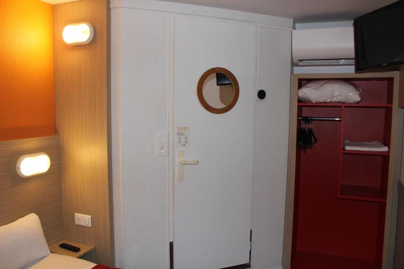 Double Room image 2