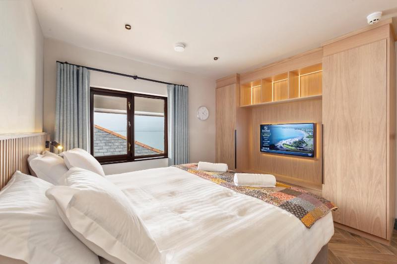 Studio Apartment image 1