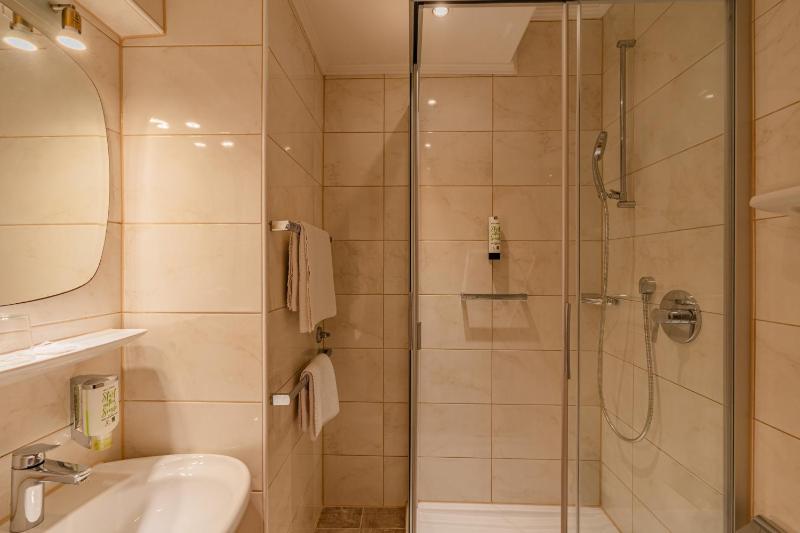 Standard Single Room image 1