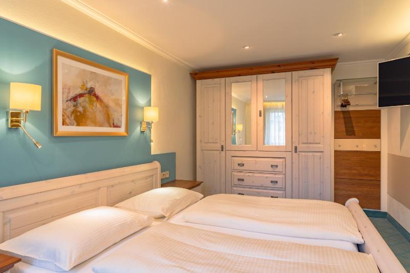 Executive Suite image 2