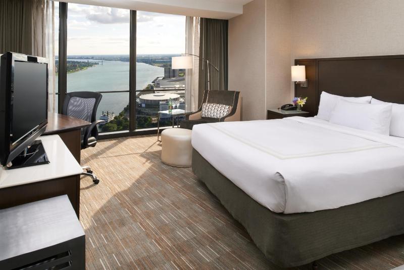 Detroit Marriott At The Renaissance Center - image 10