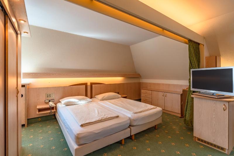 Junior Suite image 2
