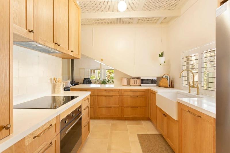 Kilara Cottage 3-Bed 2-Bath - image 12