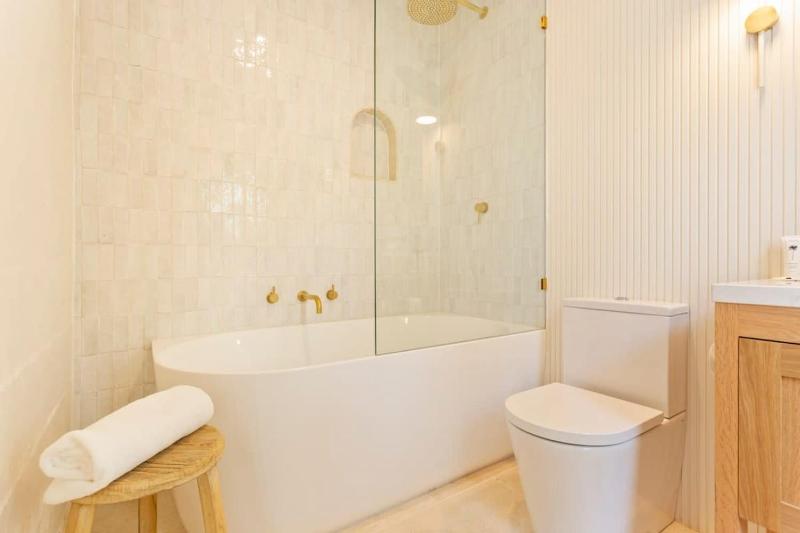 Kilara Cottage 3-Bed 2-Bath - image 21