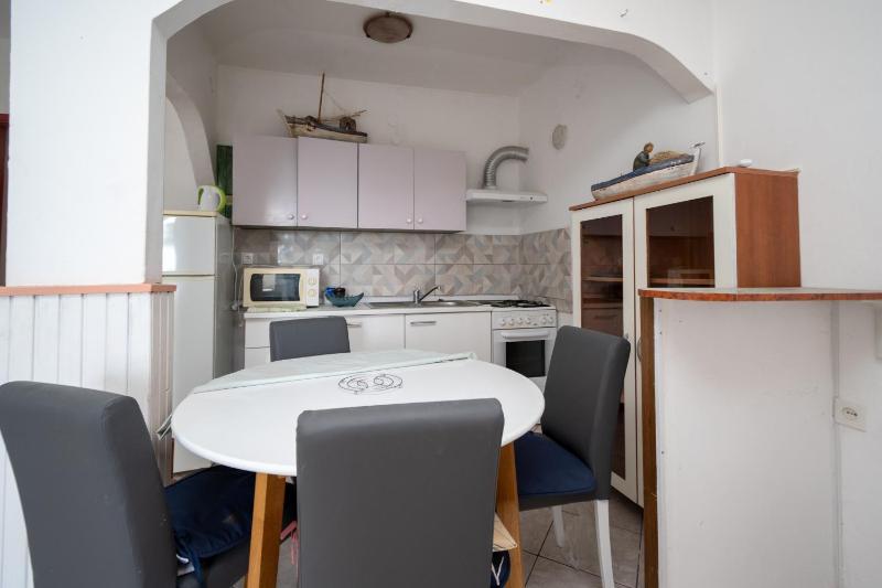 Two-Bedroom Apartment with Terrace and Sea View image 4