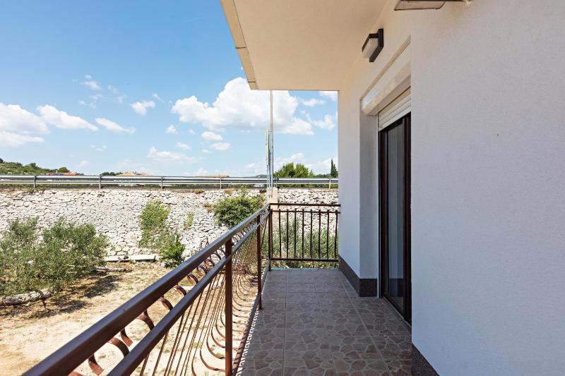 Two-Bedroom Apartment with Balcony image 4