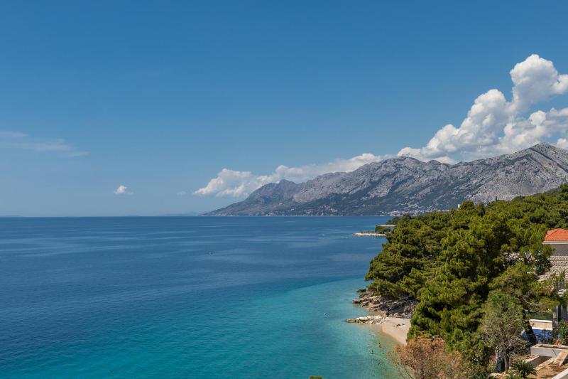 Apartments by the sea Brela Makarska - 20708 - image 6