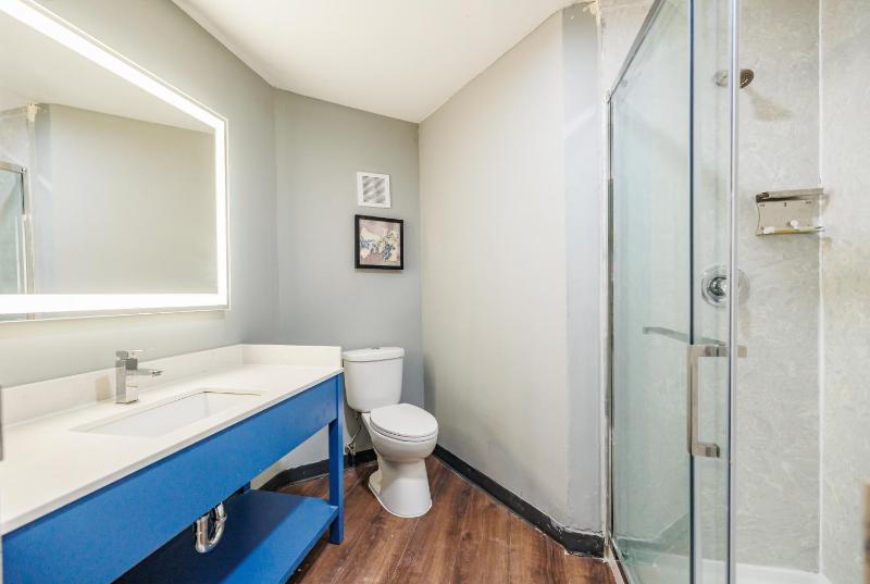 Suite with Two Queen Beds - Non-Smoking image 3