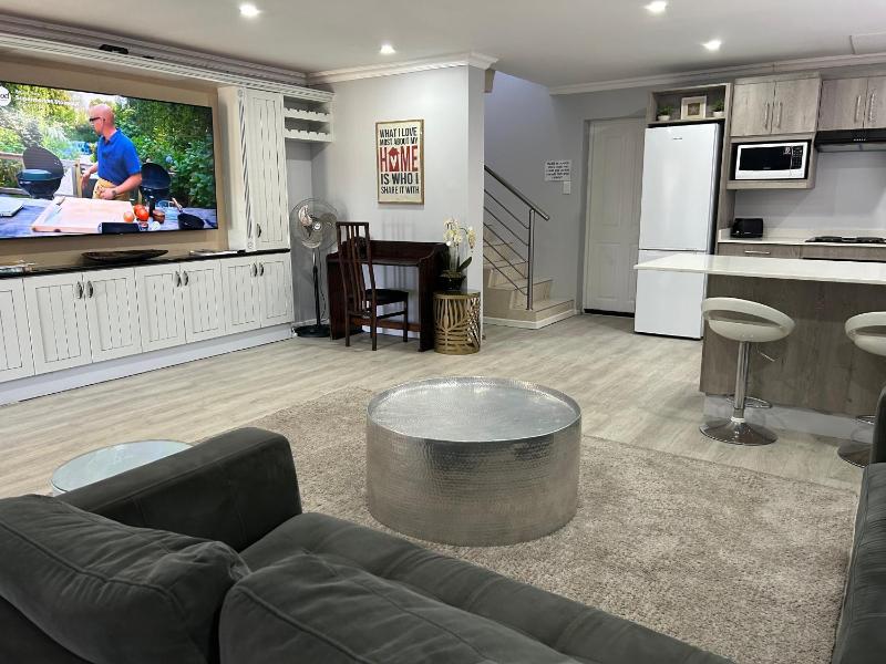 Sky Holiday House - image 6