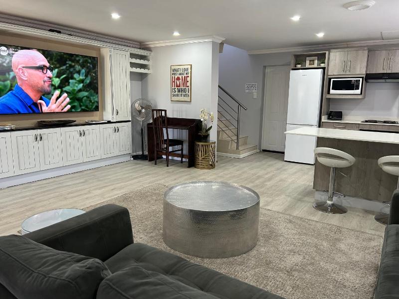 Sky Holiday House - image 14