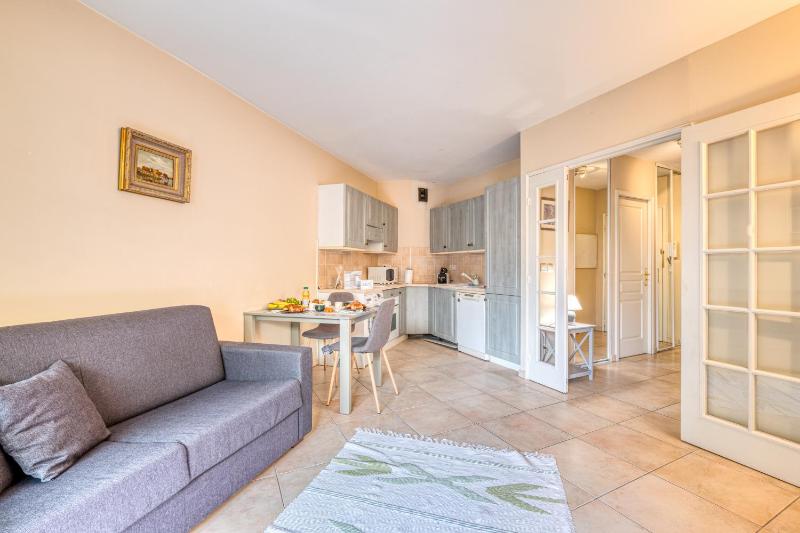Victoria Beach Apartments - image 35