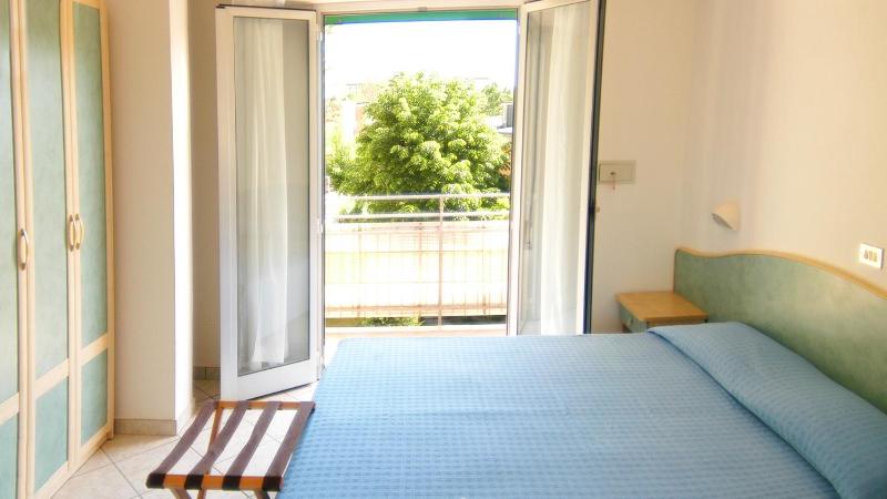 Triple Room image 3