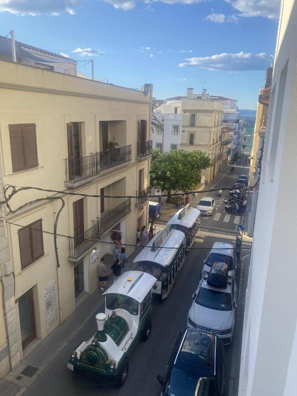 Apartament Centre Platja - image 11