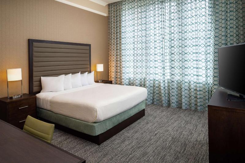 Embassy Suites by Hilton St. Louis Downtown - image 5