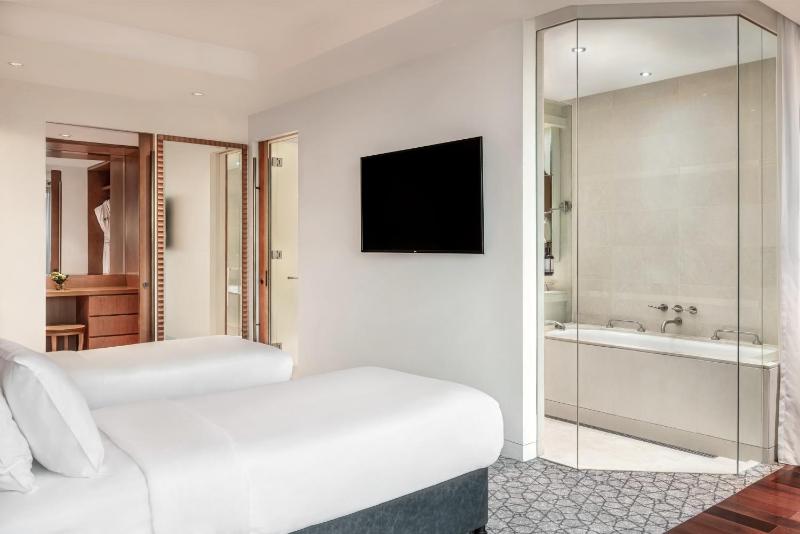 Two-Bedroom Residence with City View image 3