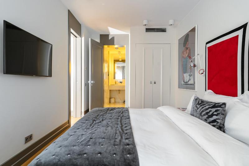 Suite image 3