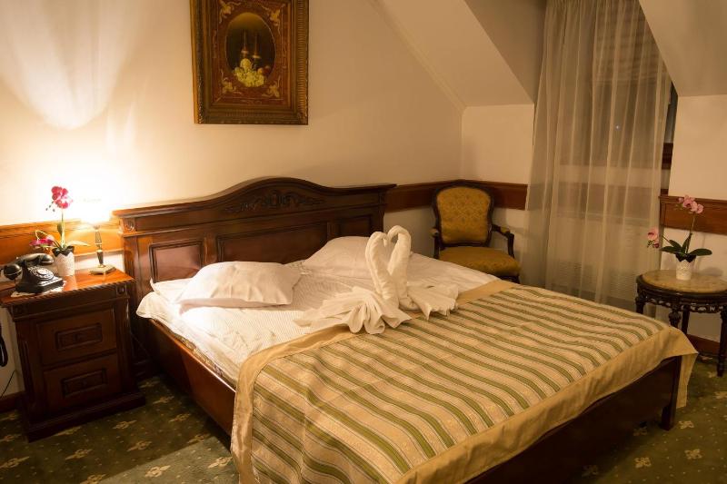 Double or Twin Room image 1