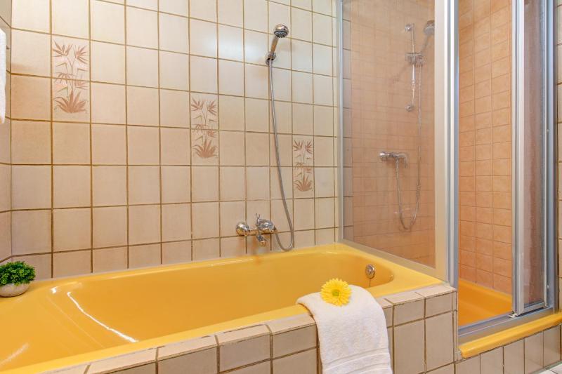 Three-Bedroom Holiday Home  image 4