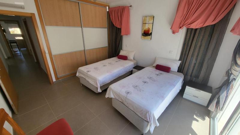 Villa en Pla Roig - image 16