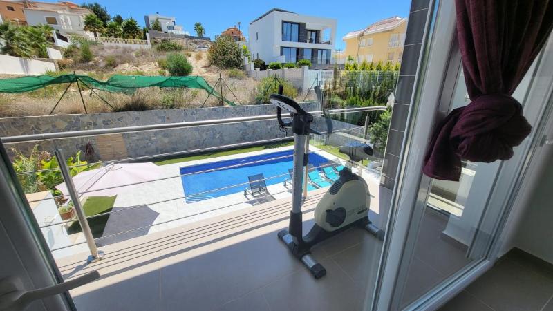 Villa en Pla Roig - image 10
