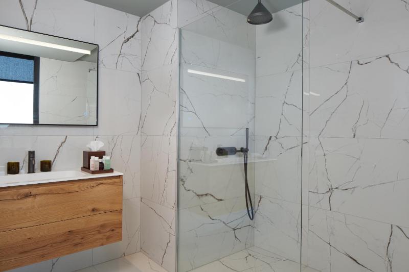 Two Bedroom Executive Penthouse Suite with Terrace and Panoramic View image 2
