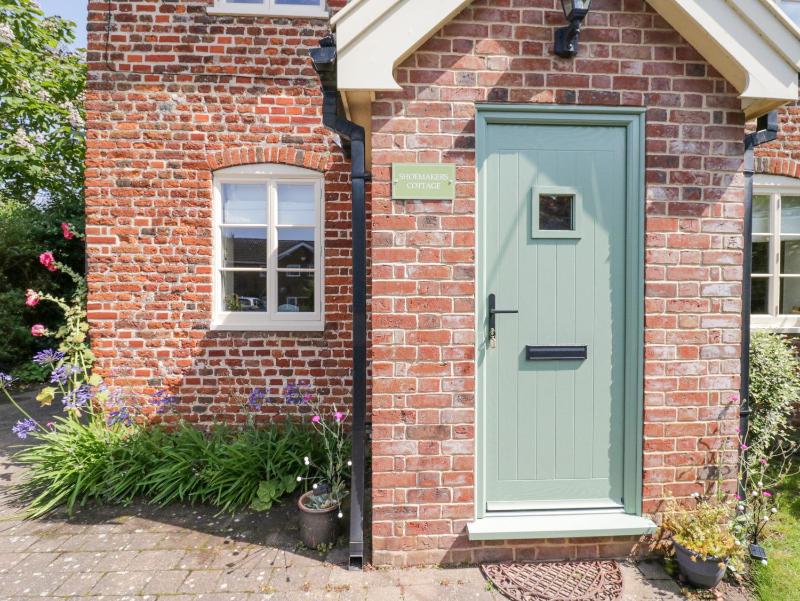 Shoemakers Cottage Friston - image 37