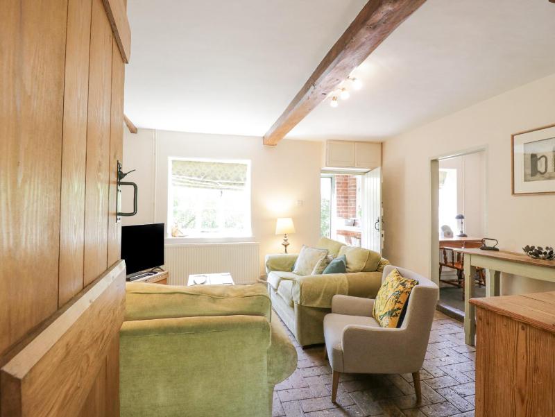 Shoemakers Cottage Friston - image 32