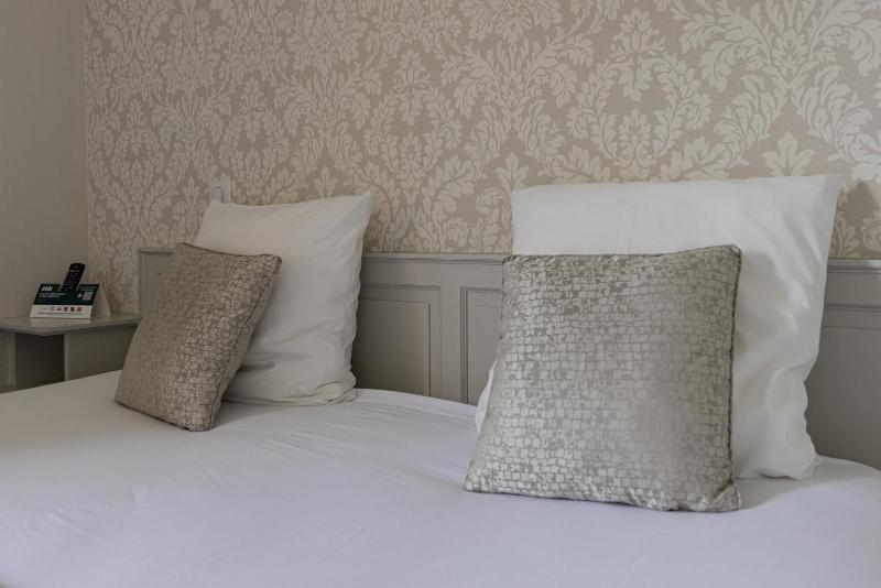 Junior Suite image 2