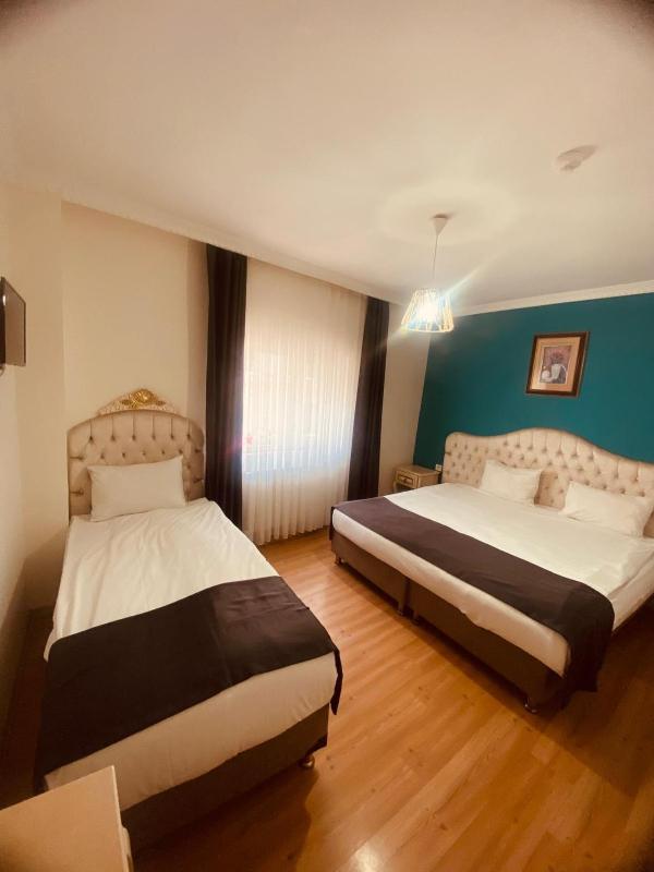 Standard Triple Room image 1