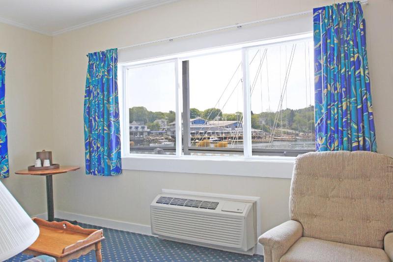 King Corner Suite Inner/Full Harbor View image 4