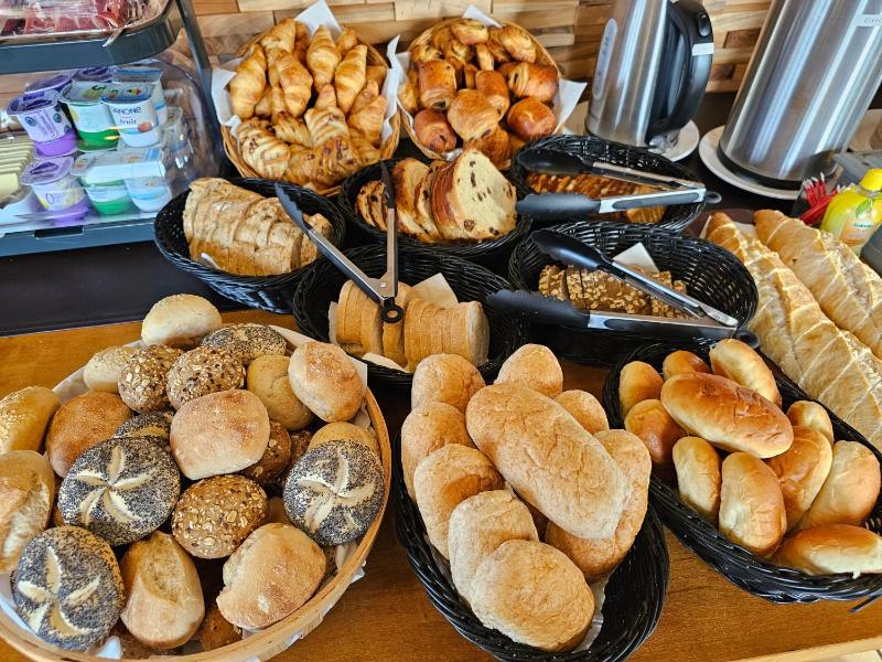 Ground Floor Room with Garden View image 4