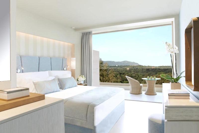 Superior Double Room with Inland View image 1