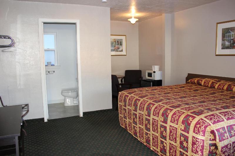 Suite with River View image 2