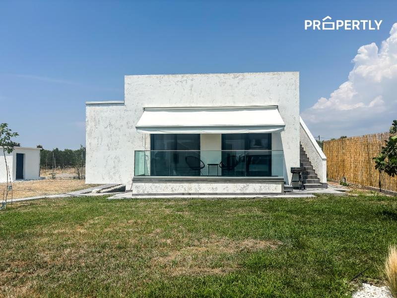 The White Villa Images
