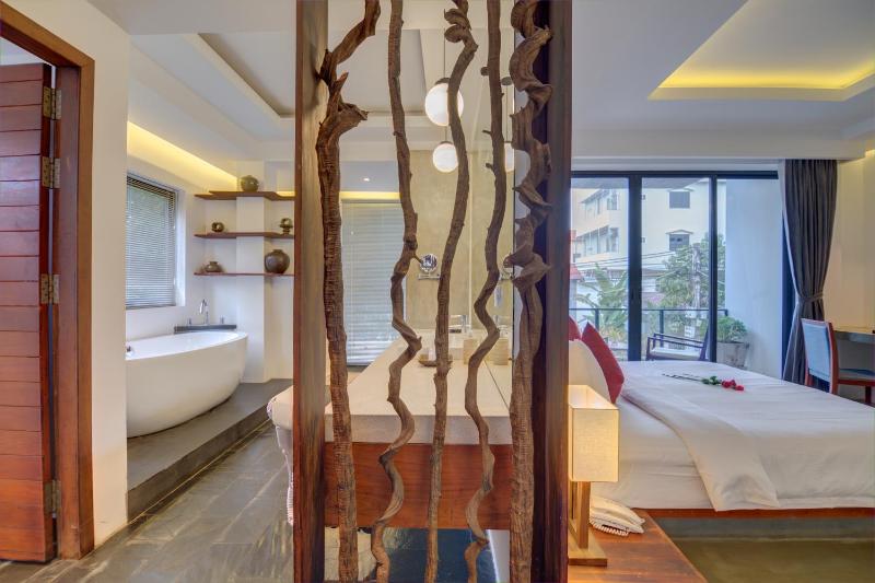 Solitaire Damnak Villa Hotel - image 10