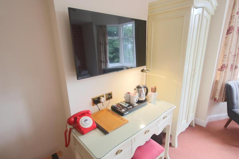 Family Suite (2 Adults + 2 Children) image 4