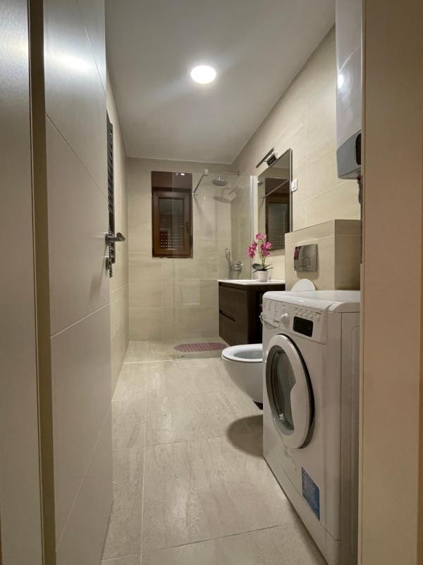 Lavander Apartment W Pool and Private Beach - image 4