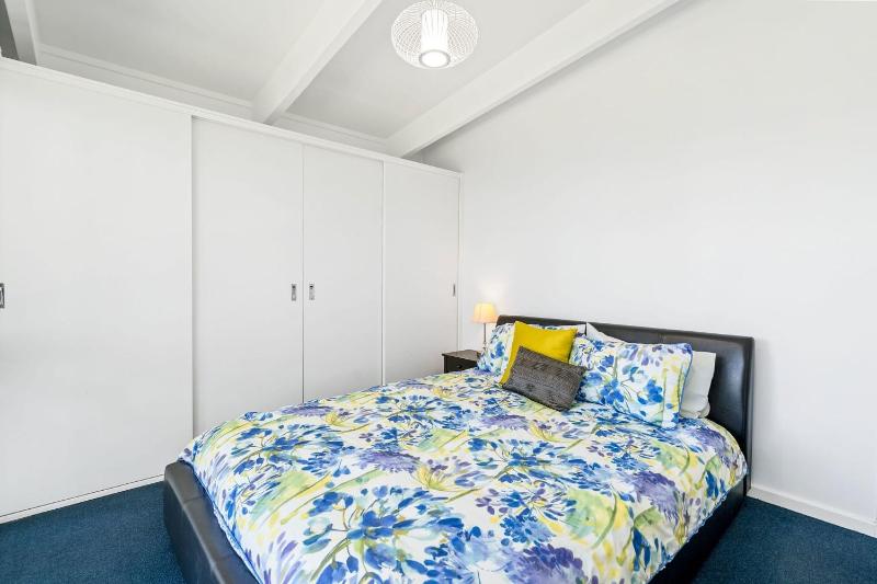 Sabia Beach House Vincentia by Book Jervis Bay - Family Fun - Beachfront - image 14