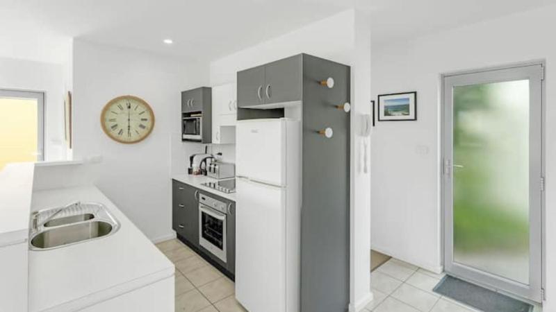 Vincentia Style by Book Jervis Bay - Only 150m to the Beach - Free Wifi & Chrome Cast - image 12
